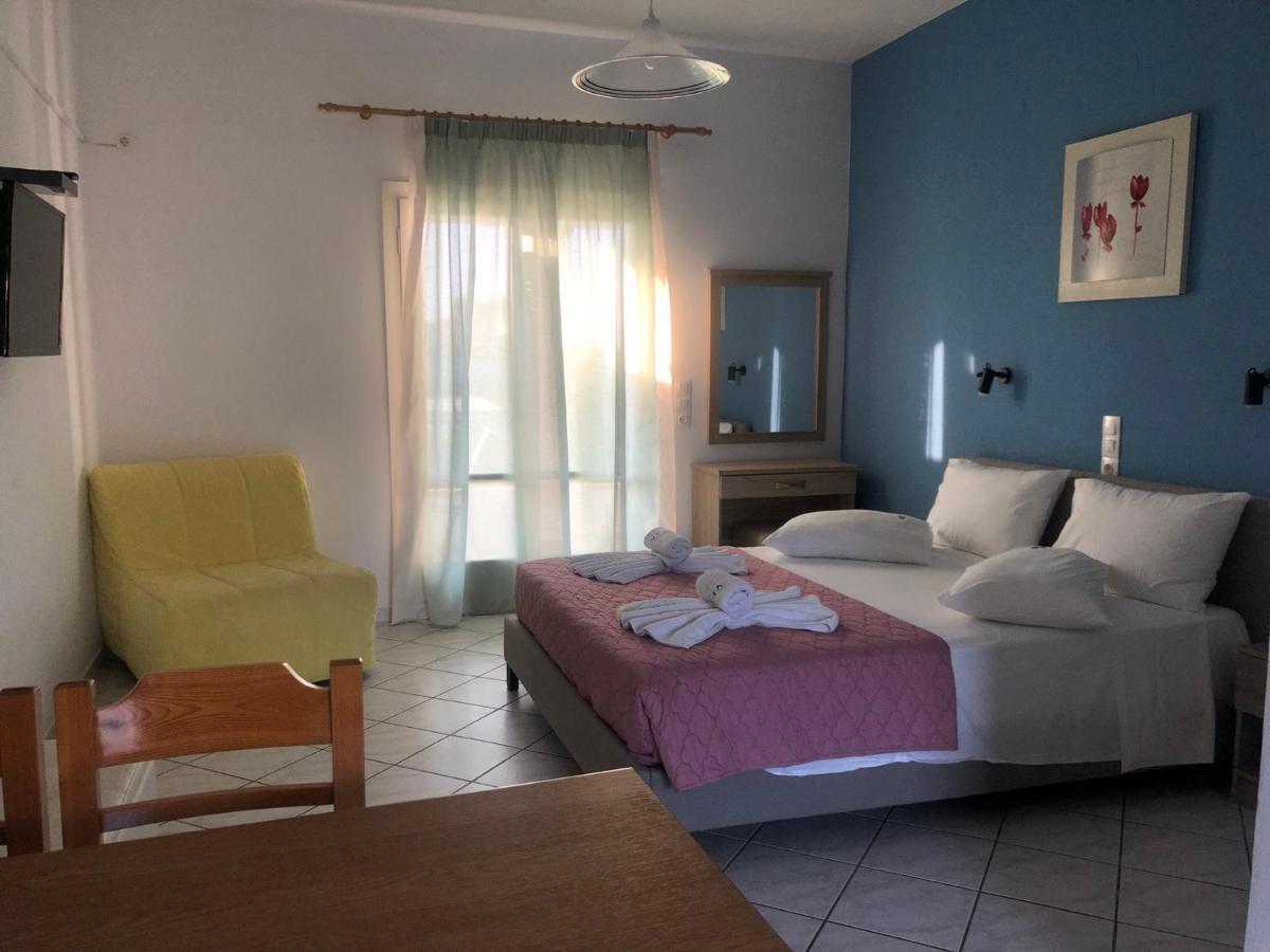 Eleftheria Studios And Apartments Acharavi  Exterior foto