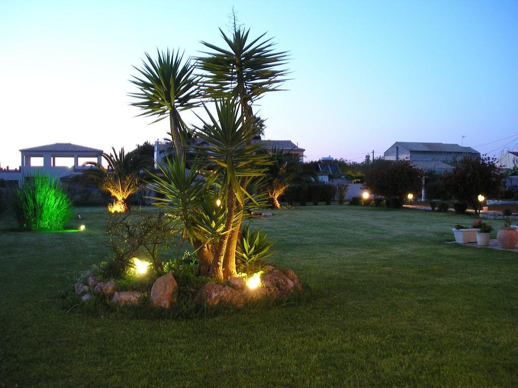 Eleftheria Studios And Apartments Acharavi  Exterior foto
